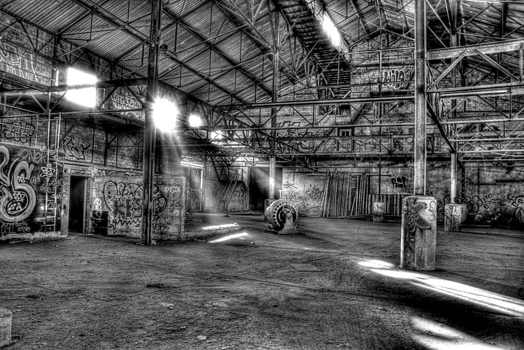 la presta usine d'asphalt val de travers jura neuchatel urbanexploration.ch urban exploration urbex bern switzerland schweiz hdr hdri schwarz-weiss